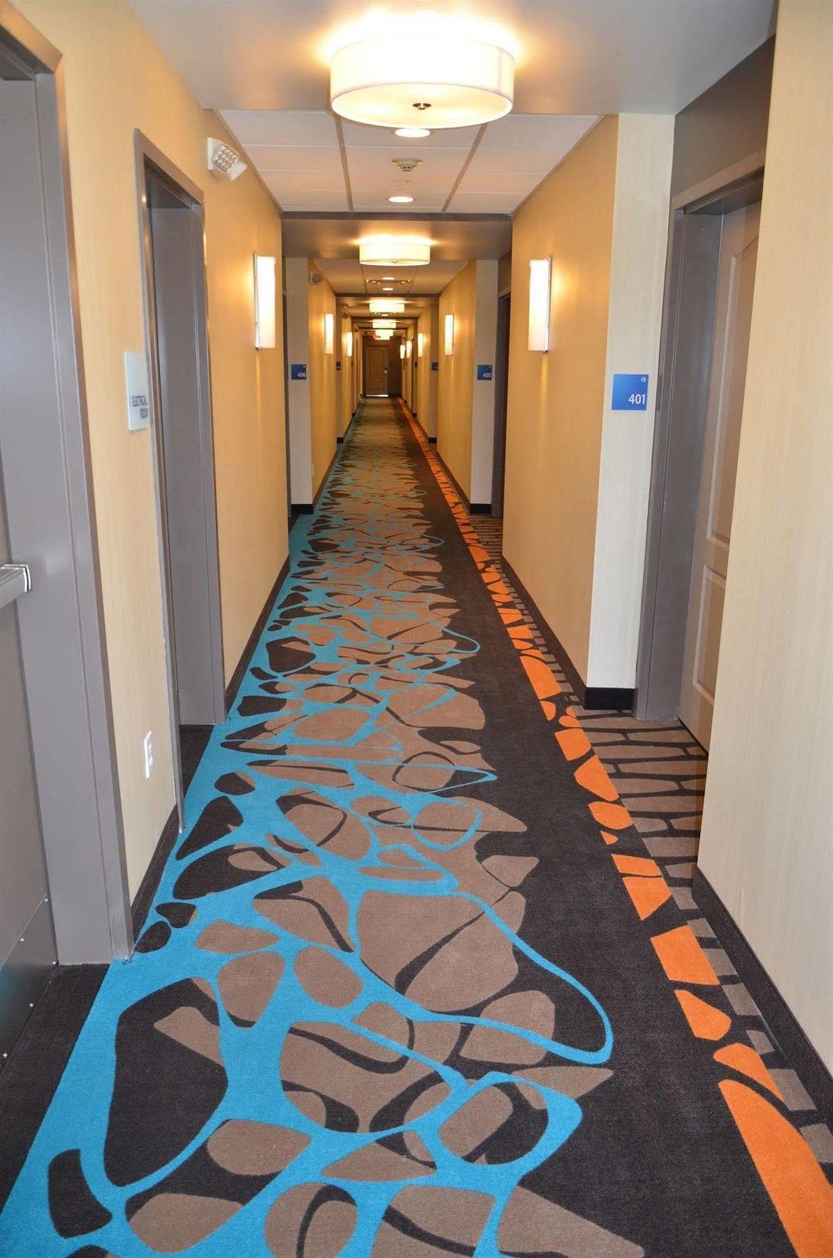 Holiday Inn Express & Suites Cheektowaga North East By Ihg Exterior foto